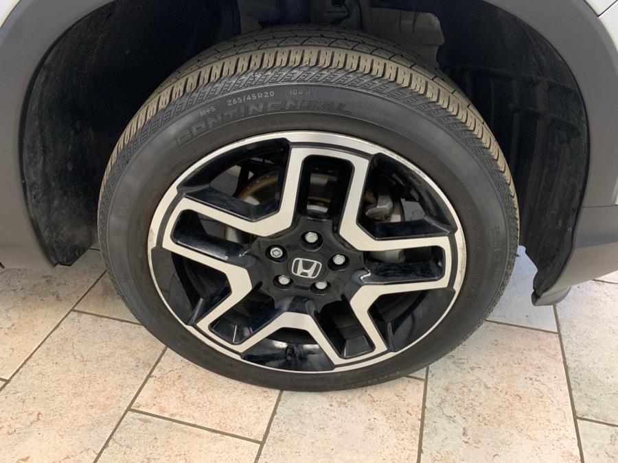 used 2022 Honda Passport car, priced at $32,595