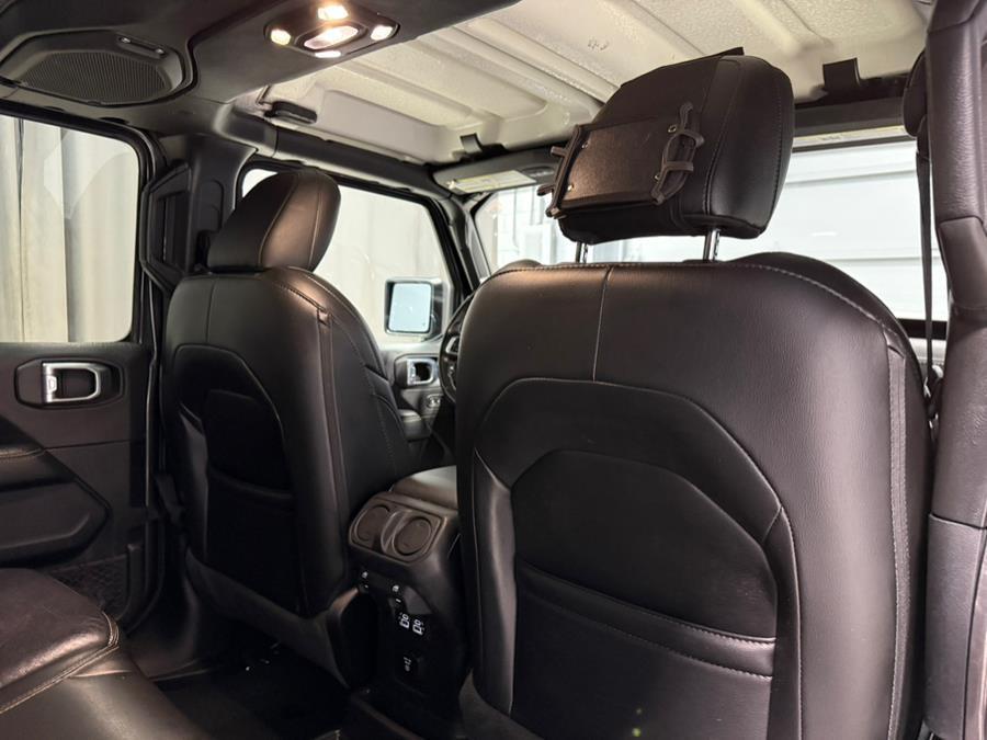 used 2021 Jeep Wrangler Unlimited car, priced at $33,495