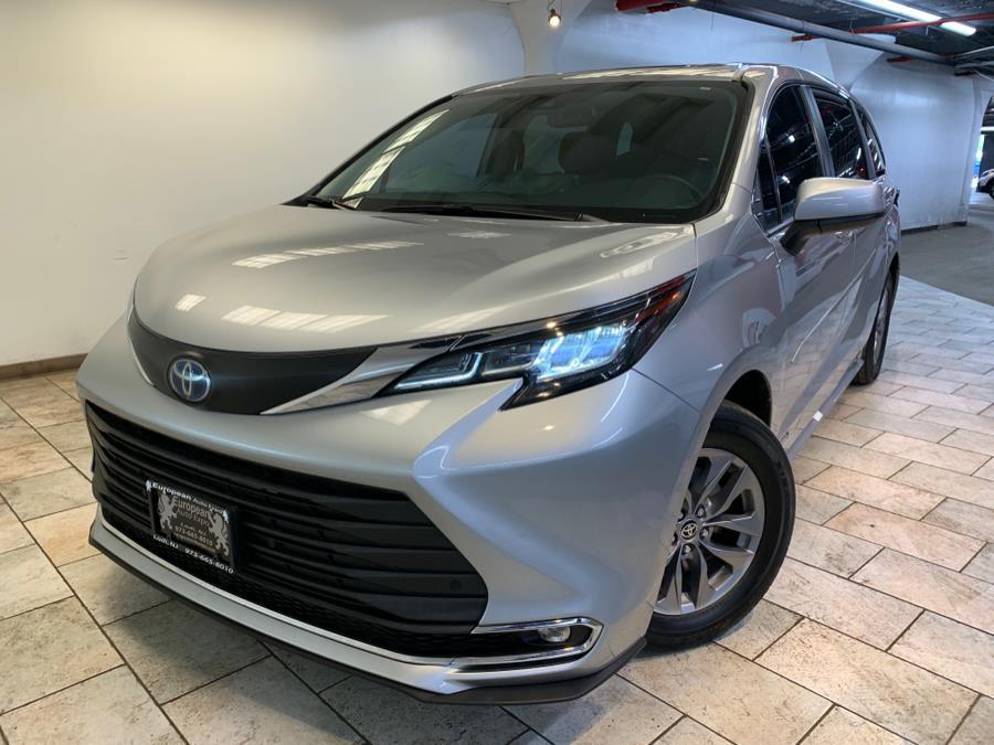 used 2021 Toyota Sienna car, priced at $39,995