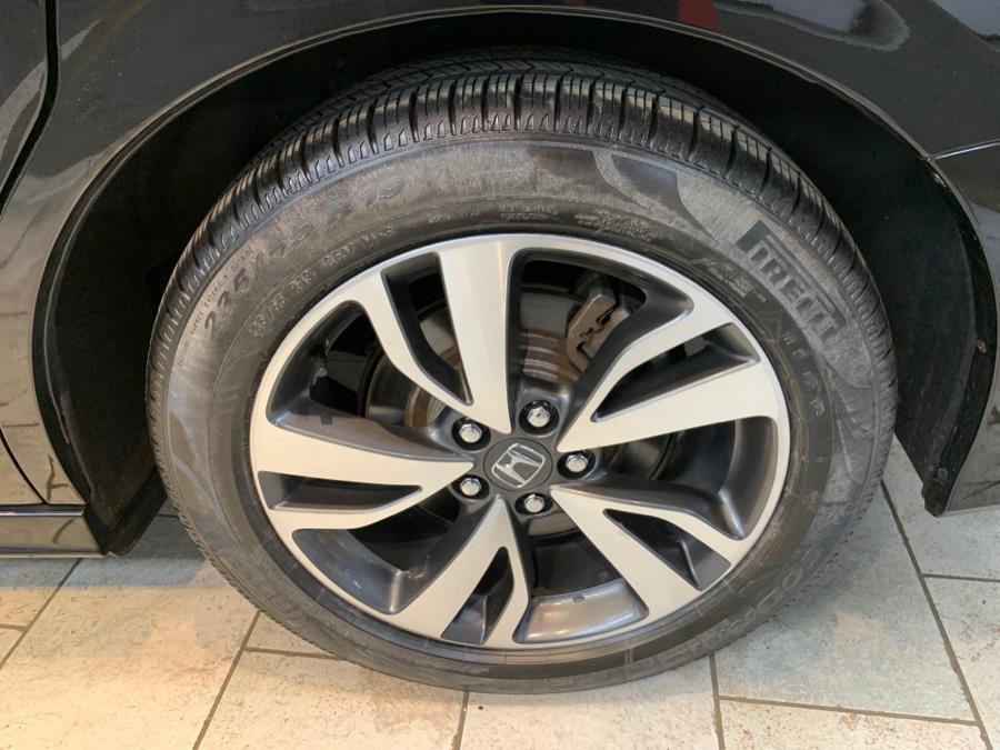 used 2023 Honda Odyssey car, priced at $38,295