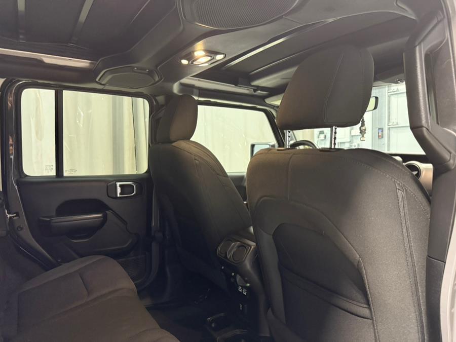 used 2021 Jeep Wrangler Unlimited car, priced at $26,495