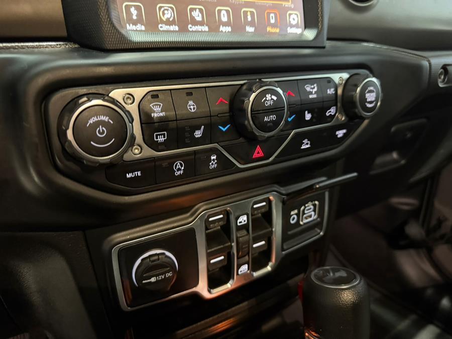 used 2021 Jeep Wrangler Unlimited car, priced at $26,495