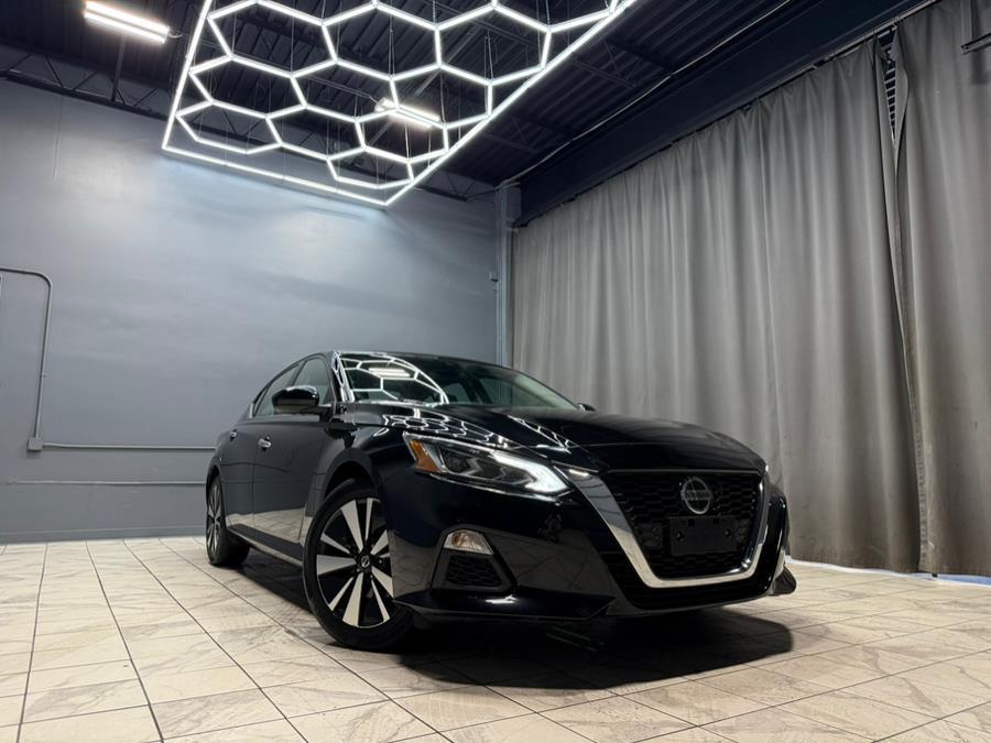 used 2022 Nissan Altima car, priced at $18,995