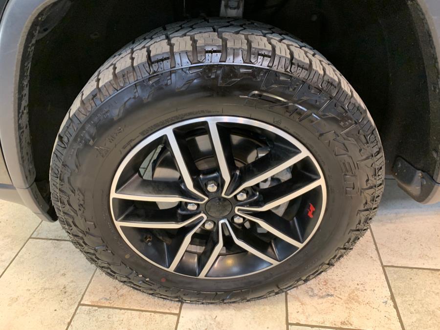 used 2020 Jeep Grand Cherokee car, priced at $24,595