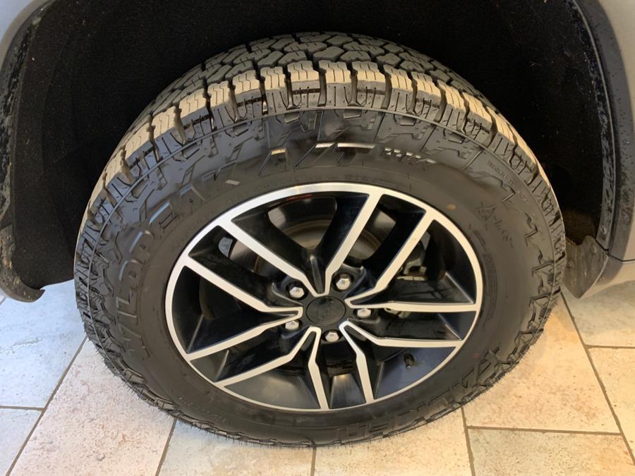 used 2020 Jeep Grand Cherokee car, priced at $24,595