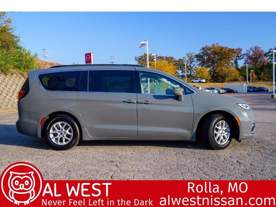 used 2022 Chrysler Pacifica car, priced at $25,000