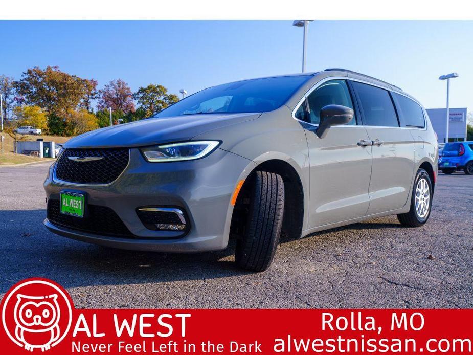 used 2022 Chrysler Pacifica car, priced at $25,000