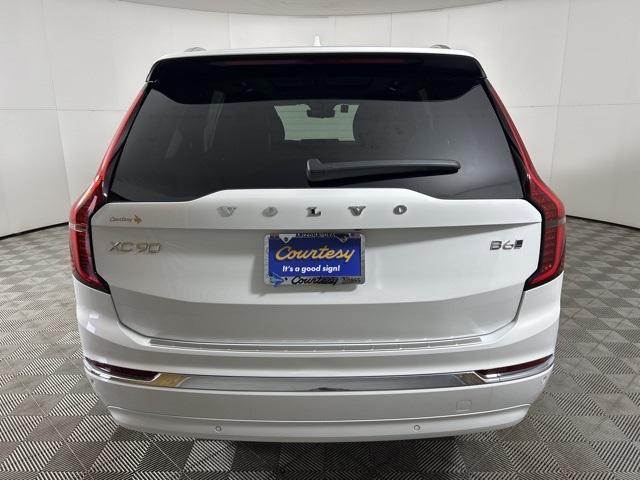 new 2025 Volvo XC90 car, priced at $69,040