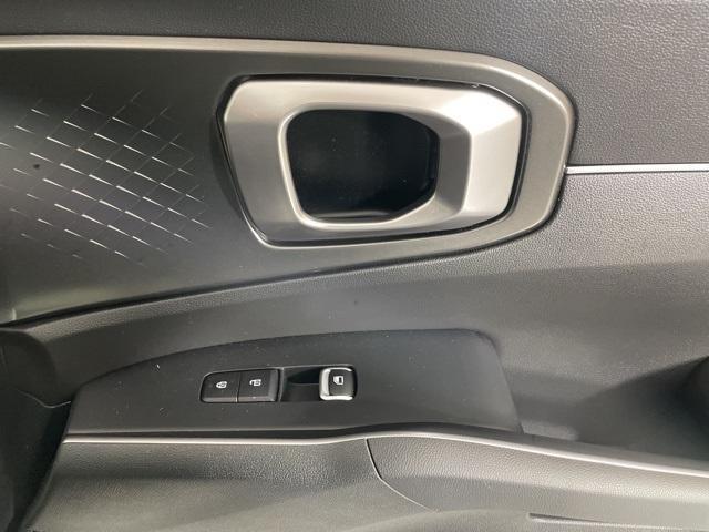 used 2022 Kia Sorento Hybrid car, priced at $25,500