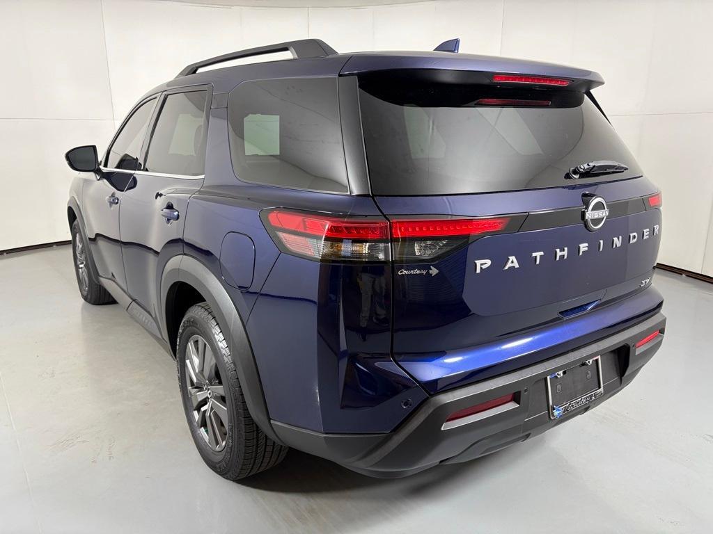 used 2022 Nissan Pathfinder car, priced at $25,000
