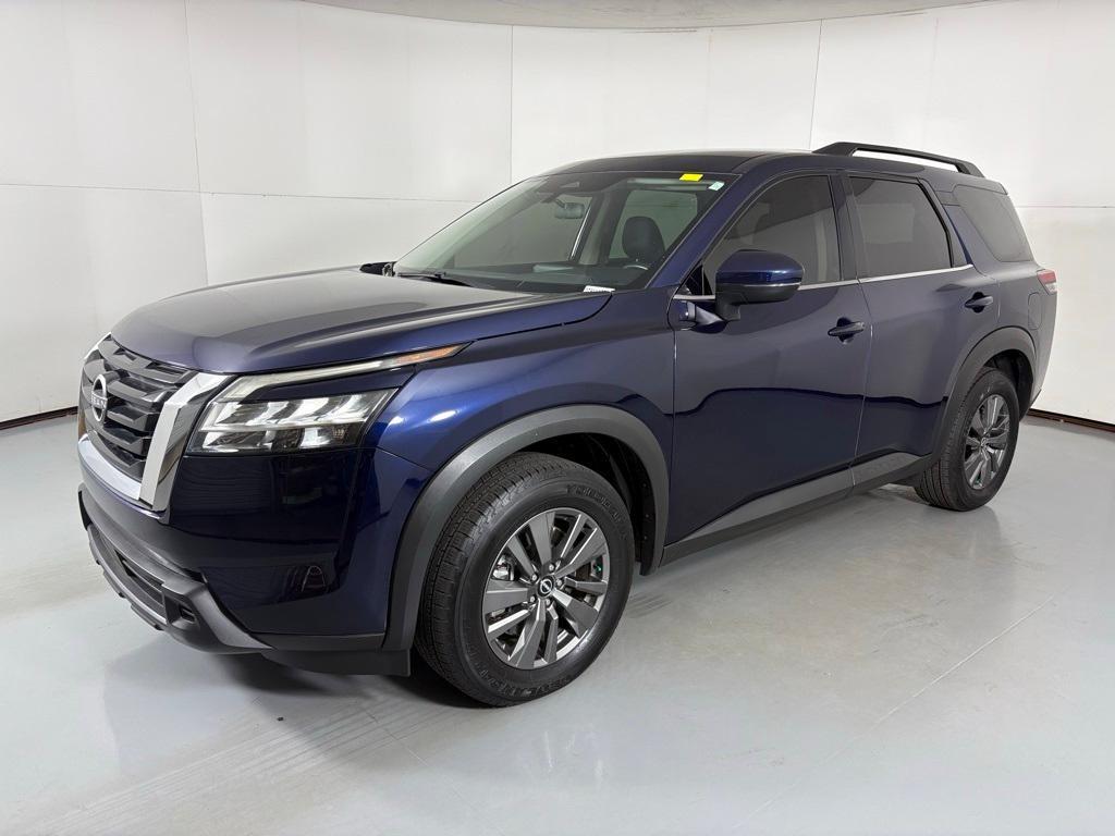 used 2022 Nissan Pathfinder car, priced at $25,000