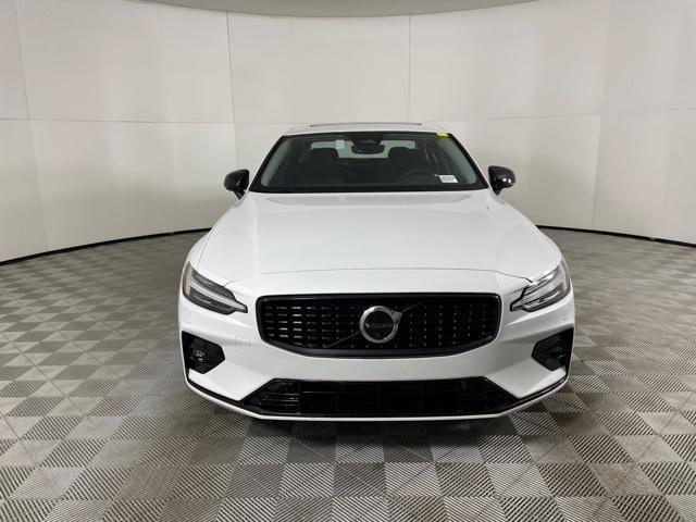 new 2024 Volvo S60 car, priced at $48,575