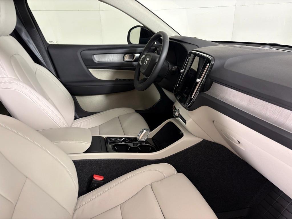 new 2026 Volvo XC40 car, priced at $52,970