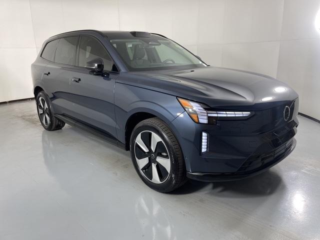 new 2025 Volvo EX90 car, priced at $81,290