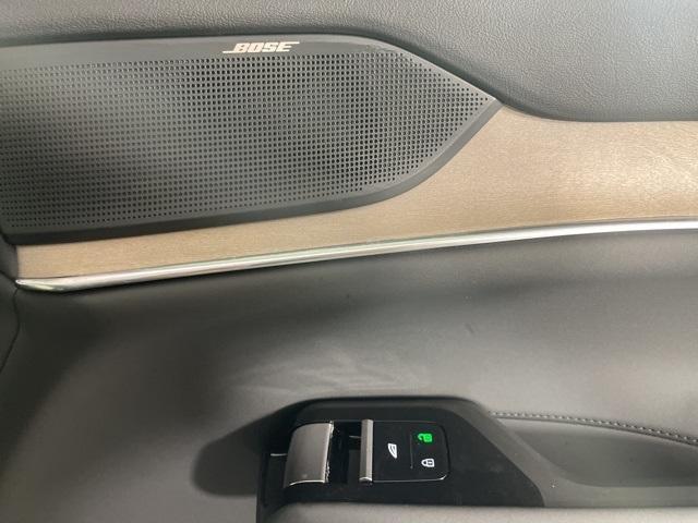 new 2025 Volvo EX90 car, priced at $81,290