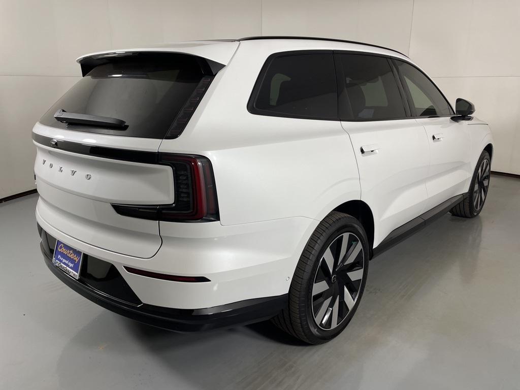 new 2025 Volvo EX90 car, priced at $83,080