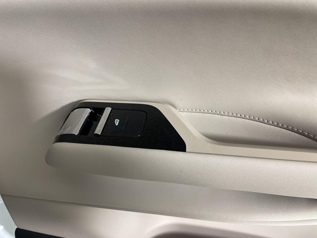 new 2025 Volvo EX90 car, priced at $83,080