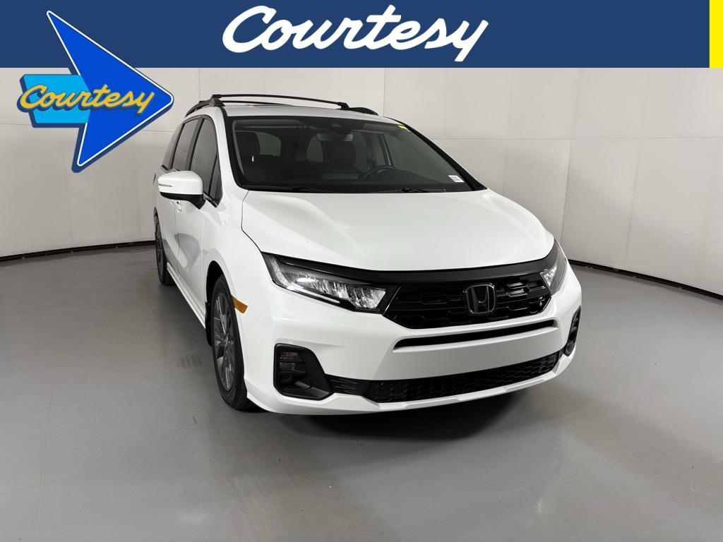 used 2025 Honda Odyssey car, priced at $42,000