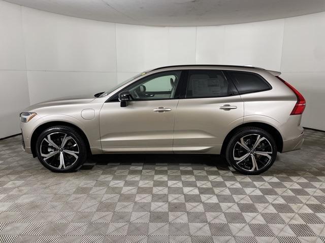 new 2025 Volvo XC60 Plug-In Hybrid car, priced at $69,485