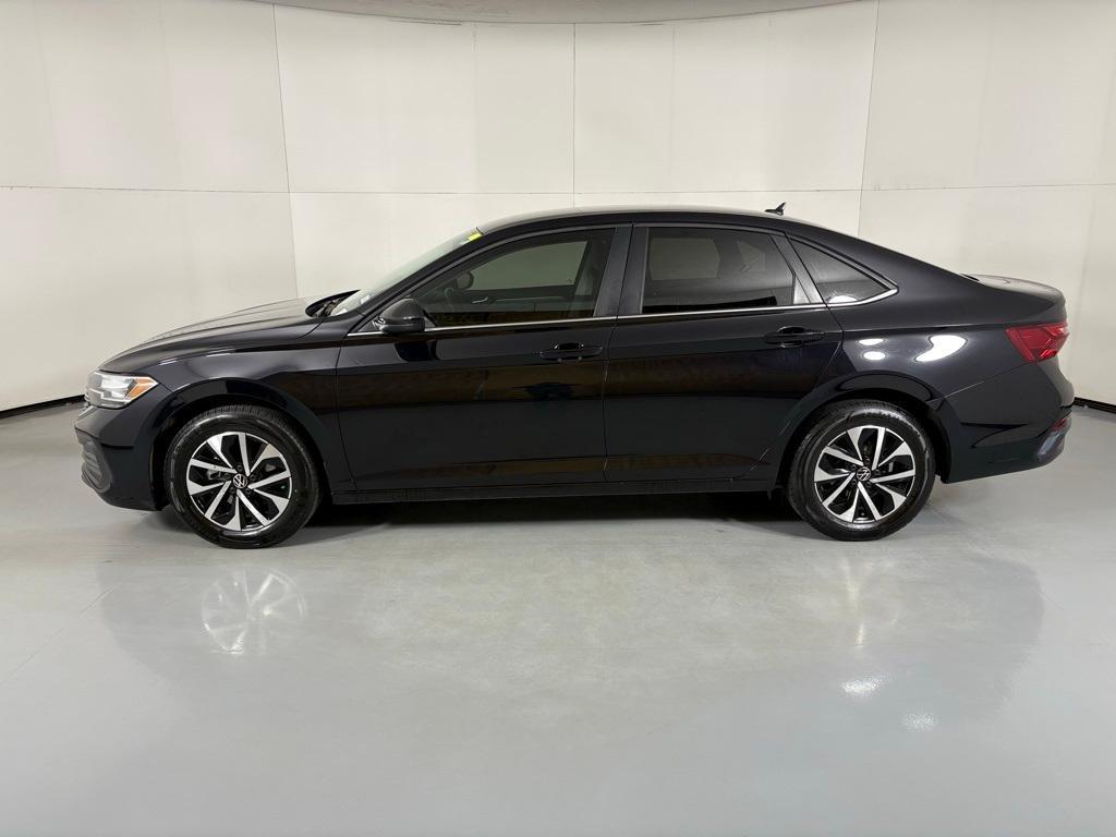 used 2024 Volkswagen Jetta car, priced at $15,500