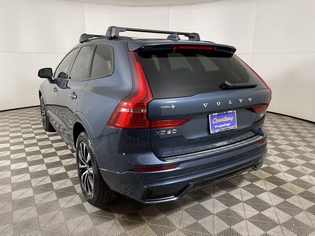new 2025 Volvo XC60 car, priced at $48,320