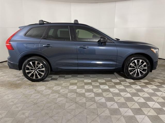 new 2025 Volvo XC60 car, priced at $48,320