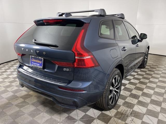 new 2025 Volvo XC60 car, priced at $48,320