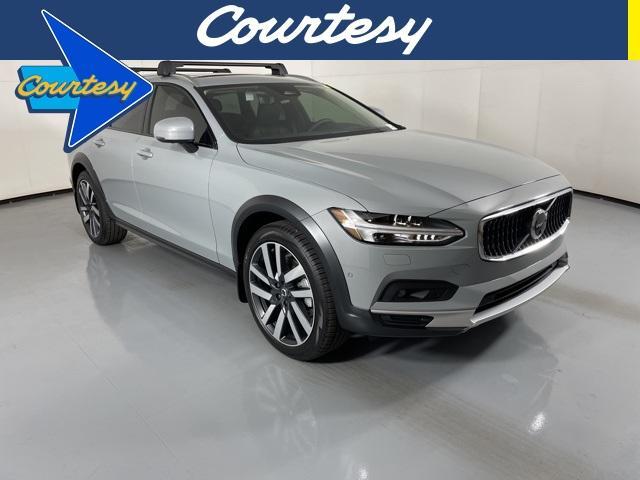 new 2025 Volvo V90 Cross Country car, priced at $67,240