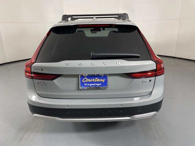 new 2025 Volvo V90 Cross Country car, priced at $67,240
