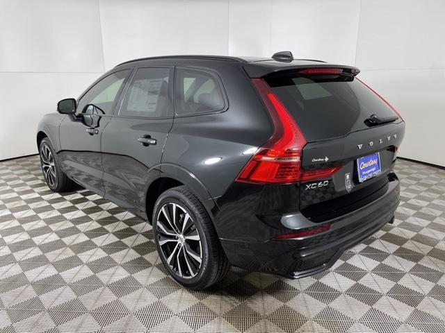 new 2025 Volvo XC60 car, priced at $57,200