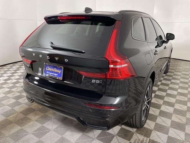 new 2025 Volvo XC60 car, priced at $57,200