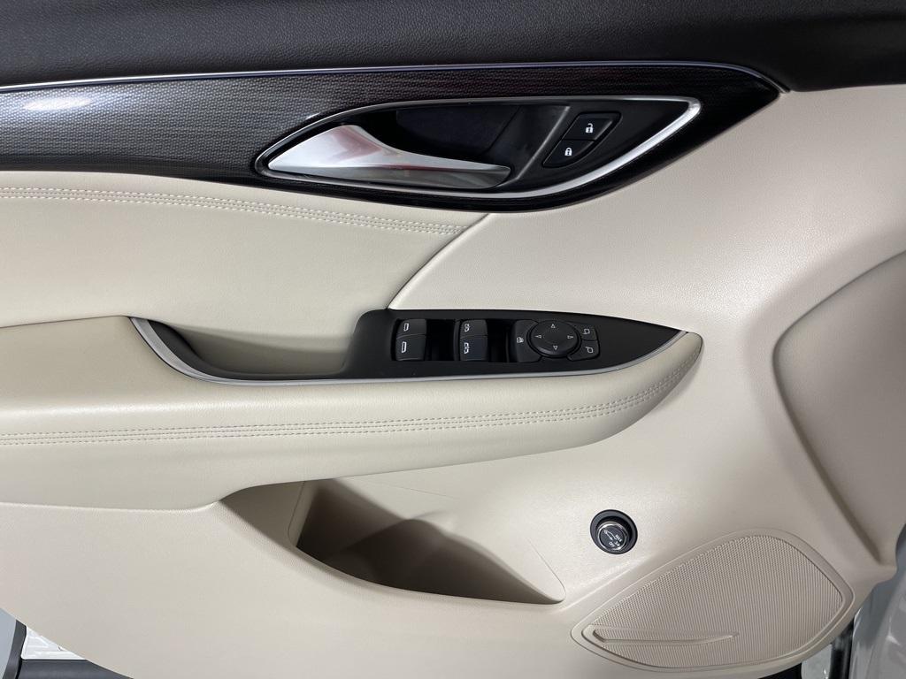 used 2023 Buick Envision car, priced at $25,900