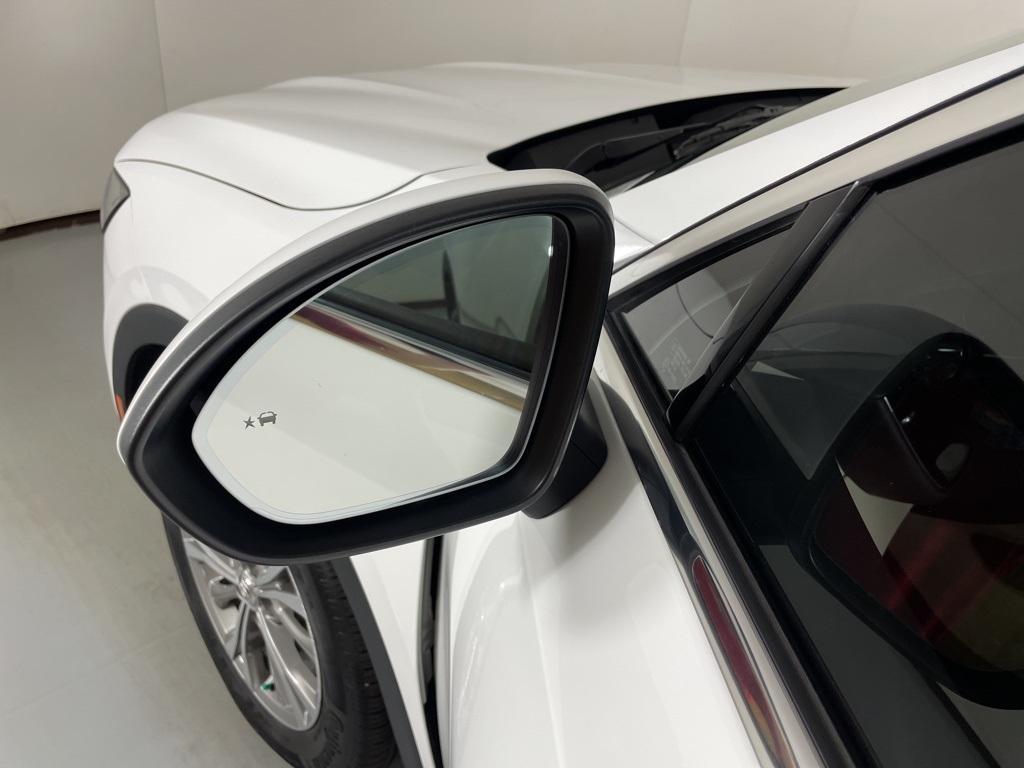 used 2023 Buick Envision car, priced at $25,900