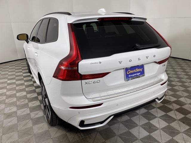 new 2025 Volvo XC60 Plug-In Hybrid car, priced at $65,175