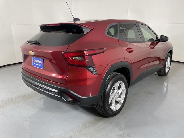 used 2024 Chevrolet Trax car, priced at $19,300