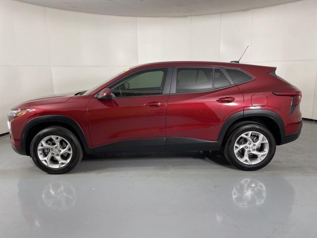 used 2024 Chevrolet Trax car, priced at $19,300