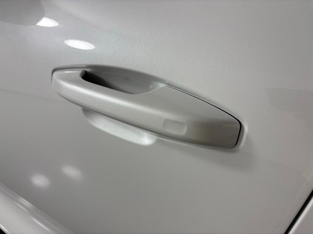 new 2026 Volvo XC40 car, priced at $52,970