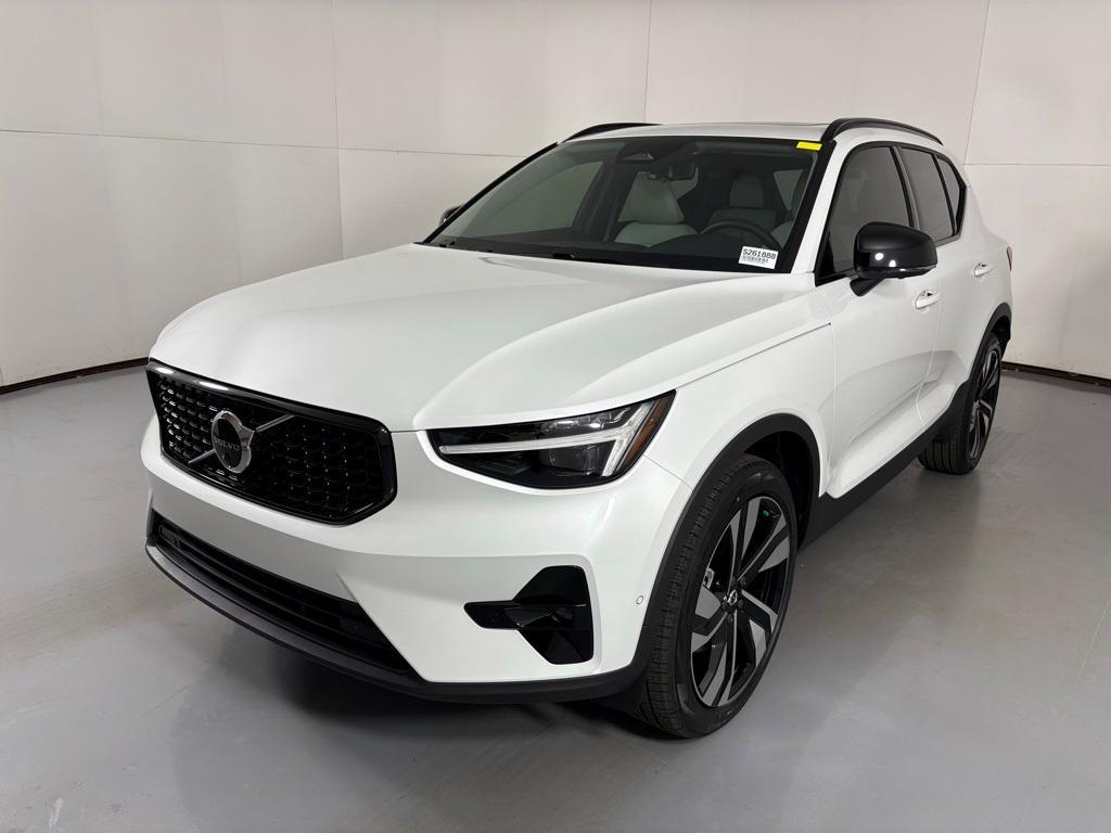 new 2026 Volvo XC40 car, priced at $52,970
