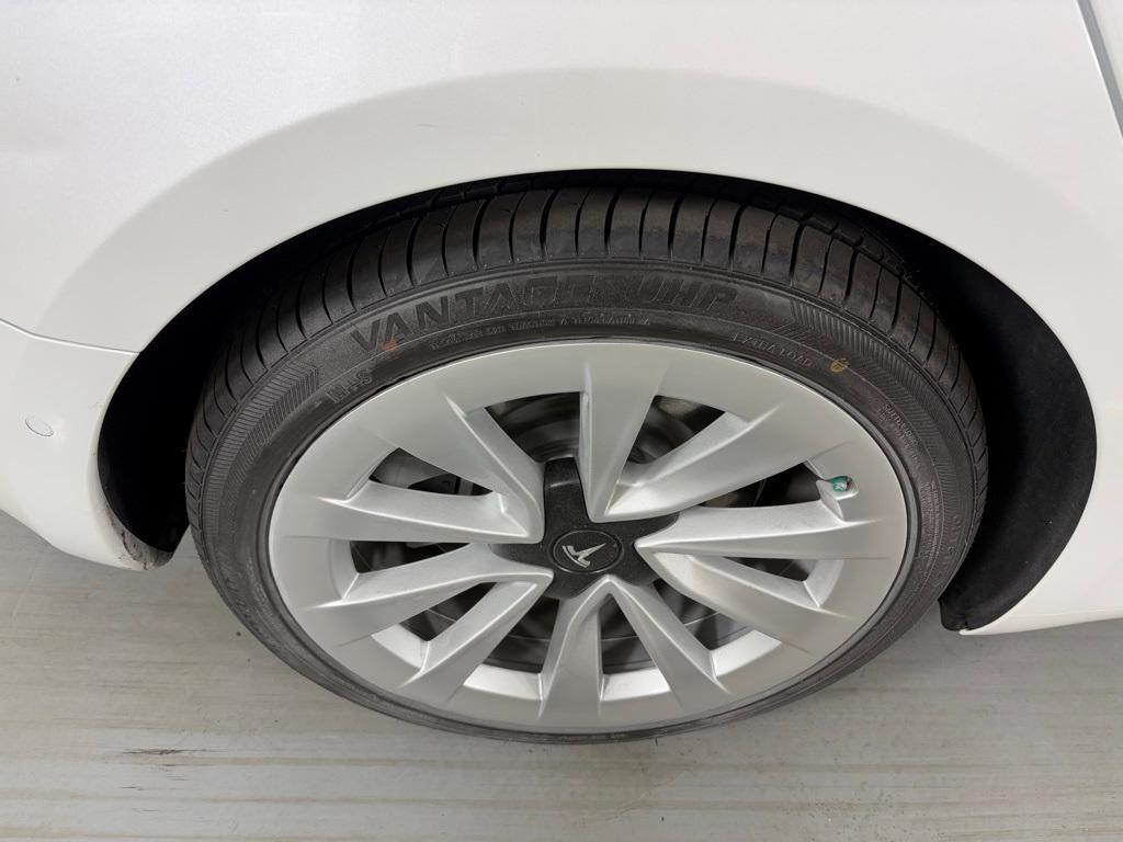 used 2021 Tesla Model 3 car, priced at $27,000