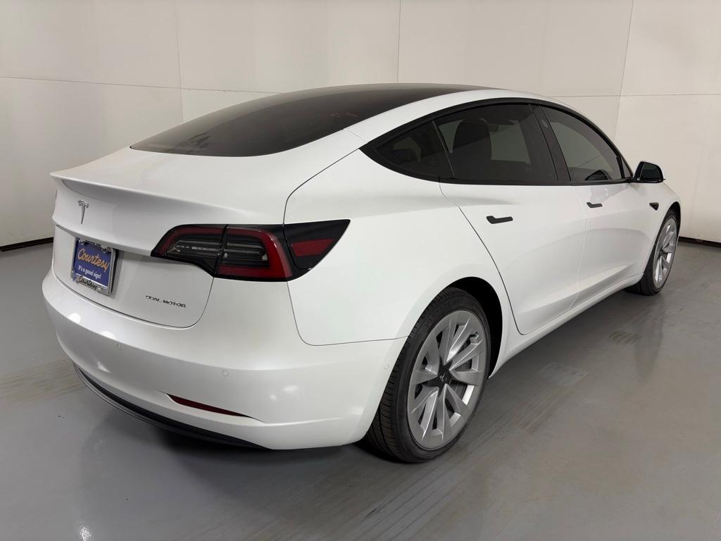used 2021 Tesla Model 3 car, priced at $27,000