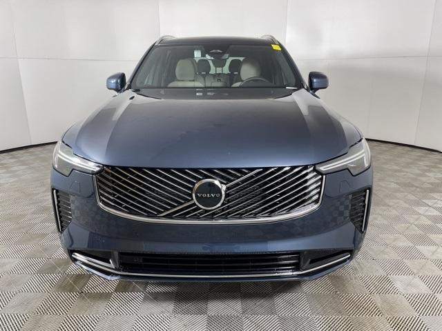 new 2025 Volvo XC90 car, priced at $66,045