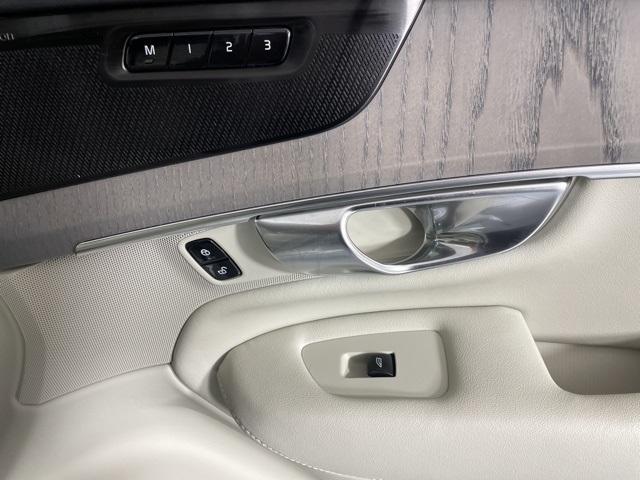 new 2025 Volvo XC90 Plug-In Hybrid car, priced at $83,045