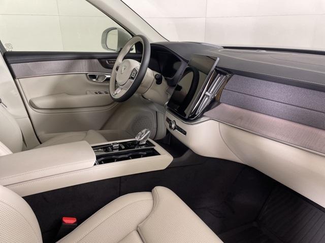 new 2025 Volvo XC90 Plug-In Hybrid car, priced at $83,045