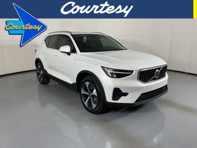 new 2025 Volvo XC40 car, priced at $43,260