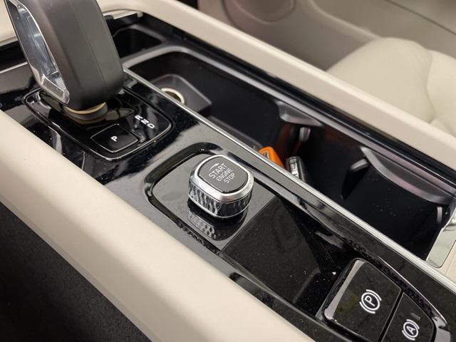 new 2025 Volvo XC60 Plug-In Hybrid car, priced at $60,955