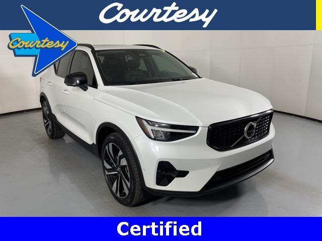 used 2025 Volvo XC40 car, priced at $35,000