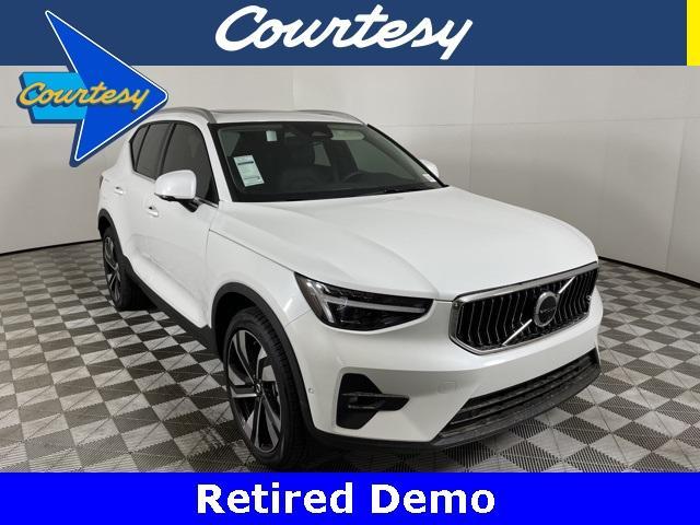 new 2025 Volvo XC40 car, priced at $41,825
