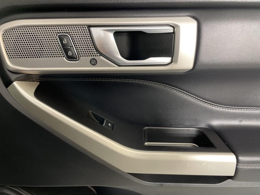 used 2021 Ford Explorer car