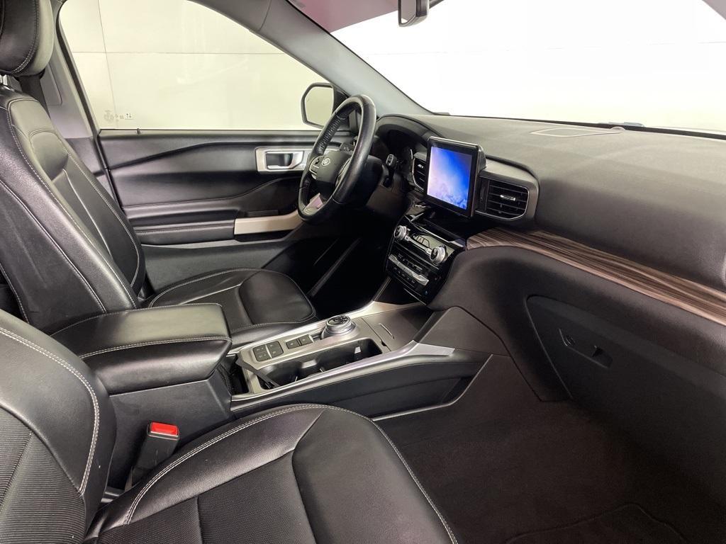 used 2021 Ford Explorer car