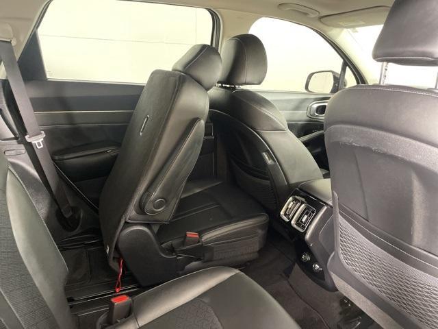 used 2023 Kia Sorento car, priced at $31,500